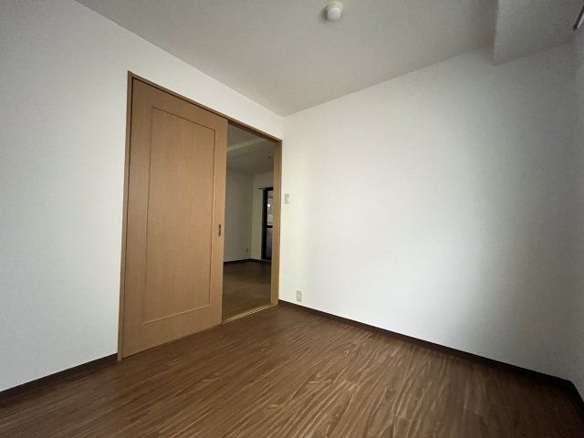 ベッドルーム