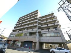プレアール新飯塚の外観画像