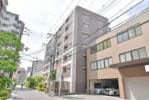 CASSIA江坂の外観