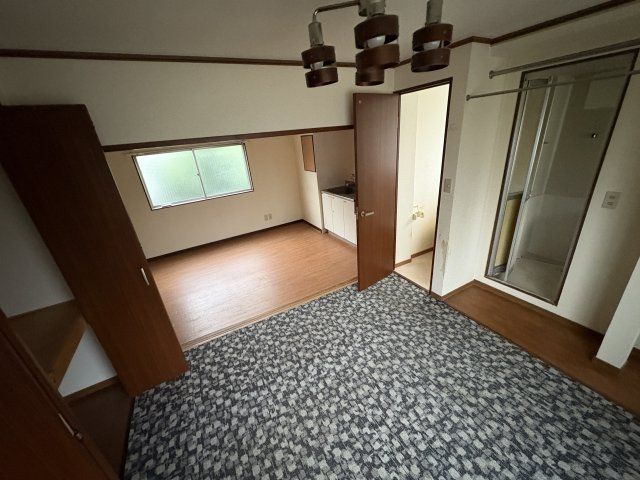 ベッドルーム