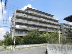 パザパの外観画像