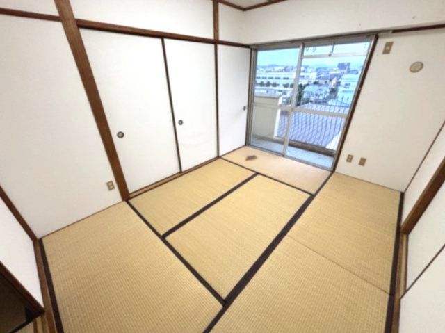 ベッドルーム
