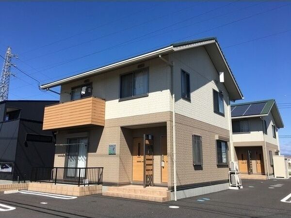 ヴィラレーブ Eの外観画像