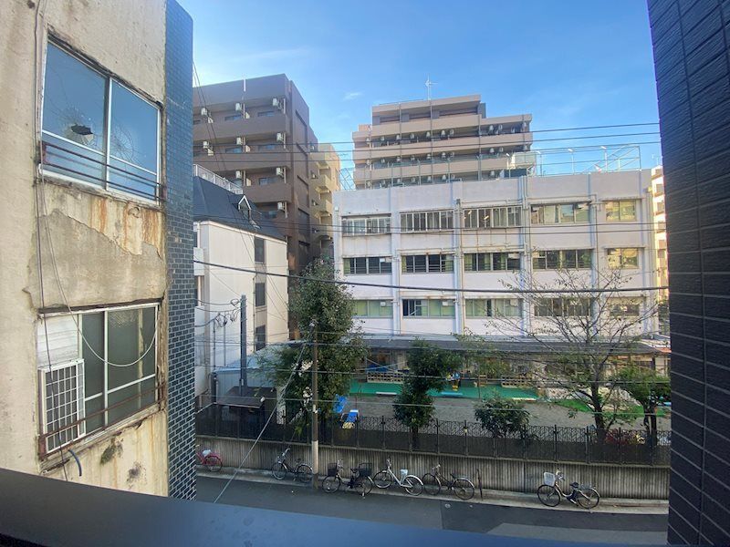 近くに施設あり