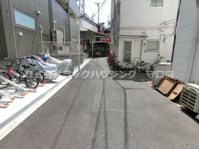 近くに施設あり