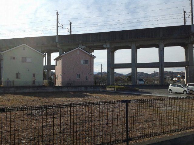 近くに施設あり