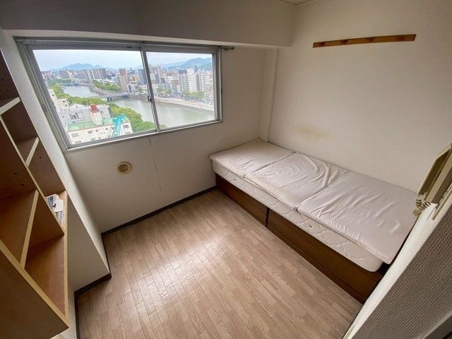 ベッドルーム