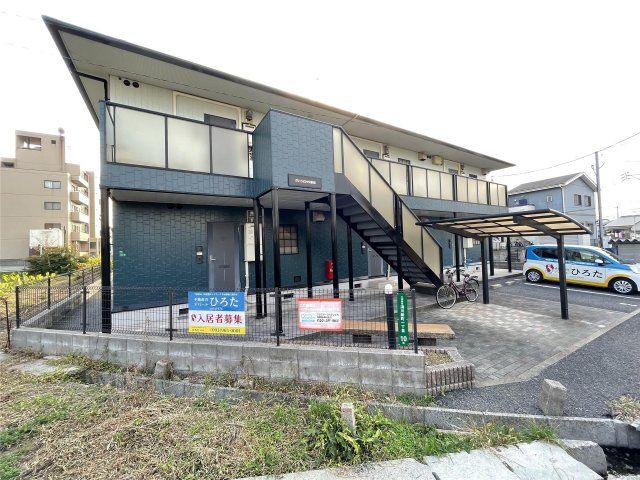 グリーンビレッジ湯川IIの外観画像