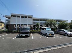 レオパレスサンホワイト枝松の外観画像