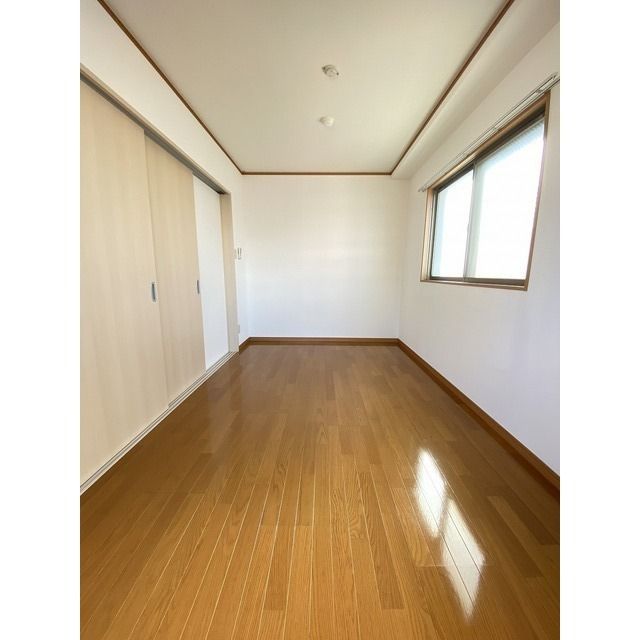 ベッドルーム