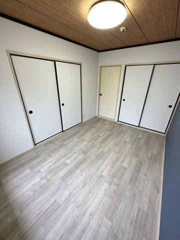 ベッドルーム