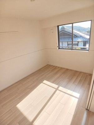 能美図書館まで950m