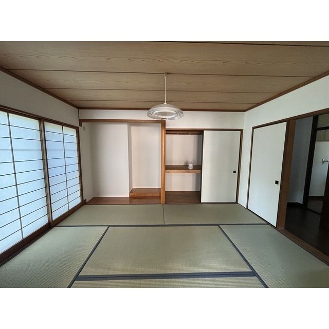 ベッドルーム