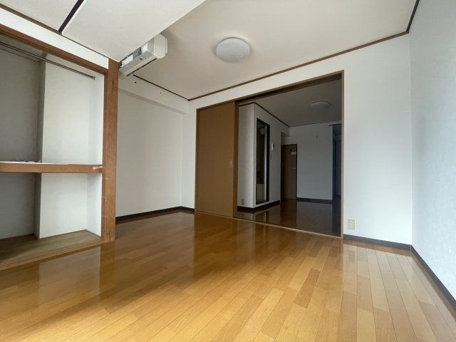 洋室