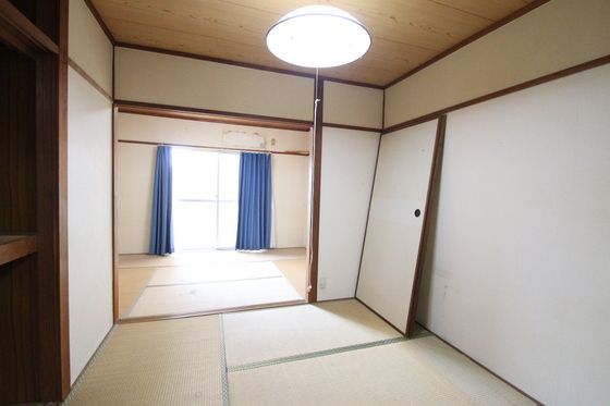 ベッドルーム