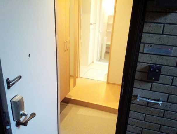 玄関