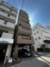 プレコート岡田の外観