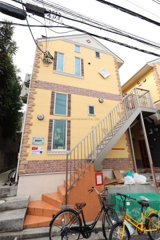 ユナイト東寺尾コモエスタの外観画像