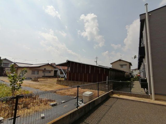 近くに施設あり