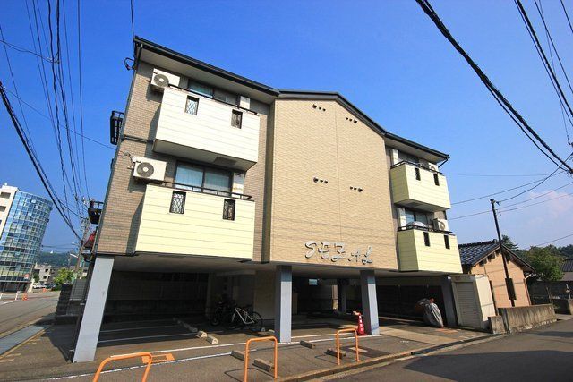 セザールの外観画像