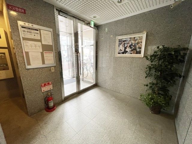 ロビー