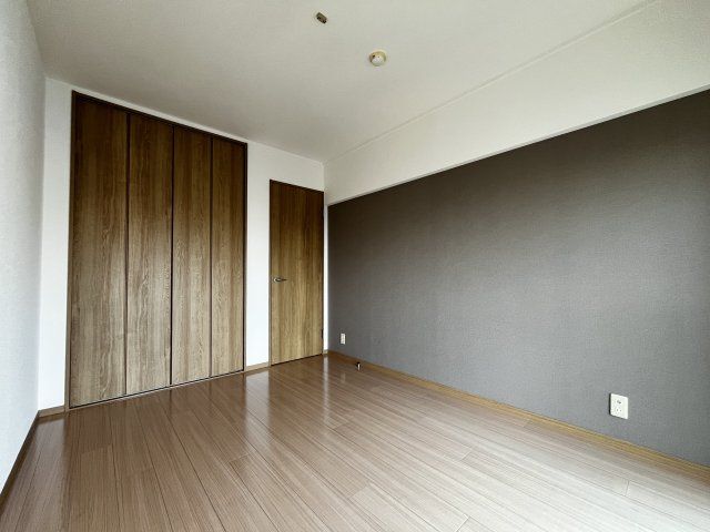 ベッドルーム