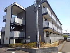 レオパレスオークヒルズAの外観画像