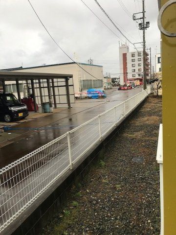 近くに施設あり