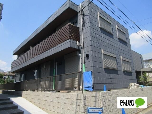 エミーズ2の外観画像