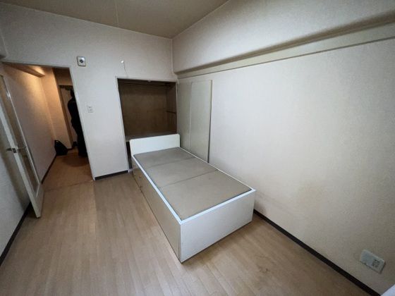 ベッドルーム