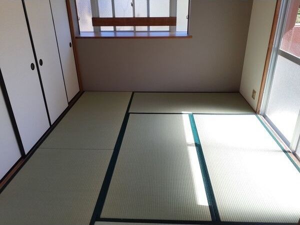 ベッドルーム