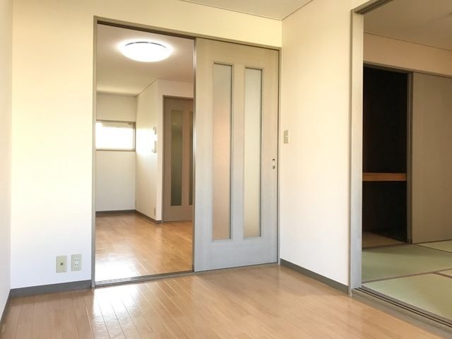 ベッドルーム