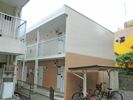 レオパレスシャルマン弘明寺の外観