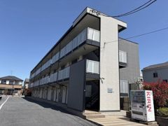 レオパレスアゼリアカーサの外観画像