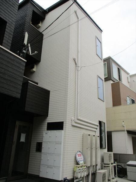 ルミエール四ツ木の外観画像