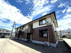ハイカムール田中C棟の外観画像