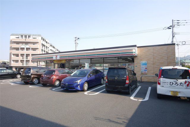 セブンイレブン小倉下曽根新町店(440m)