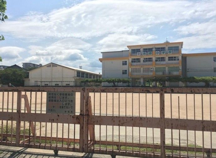 若園小学校(1400m)