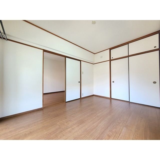 ベッドルーム
