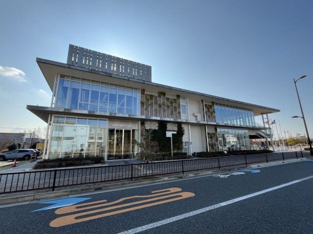 近くに施設あり