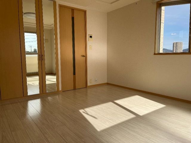 ベッドルーム
