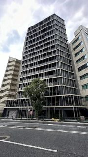 ZOOM新宿御苑前の外観画像