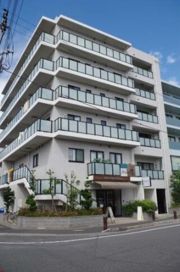 CASA Y BELLALUCHEの外観画像