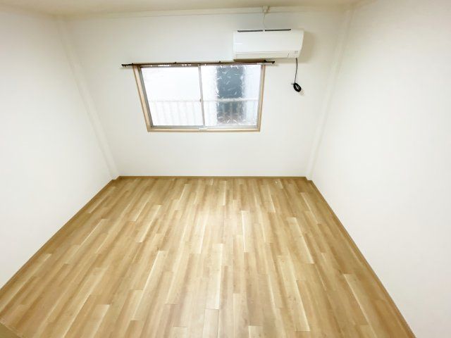 ベッドルーム