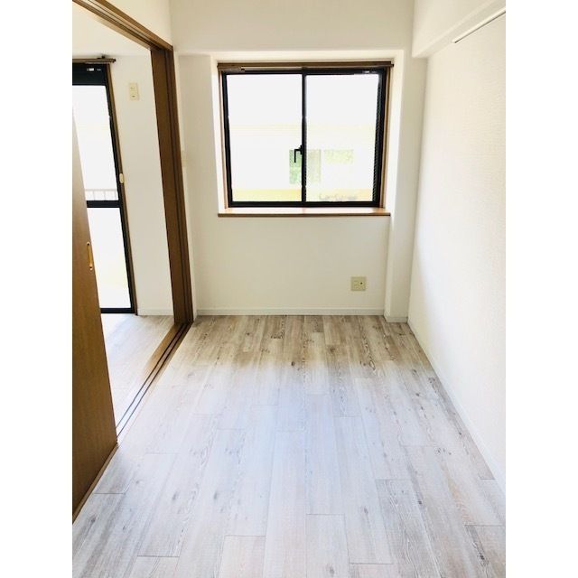 ベッドルーム