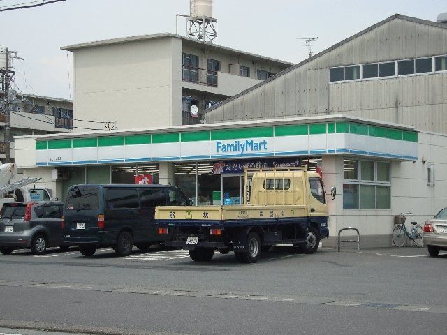 その他「ファミリーマートまで50m」