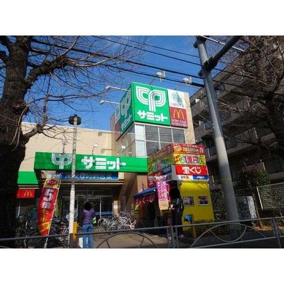 近くに施設あり