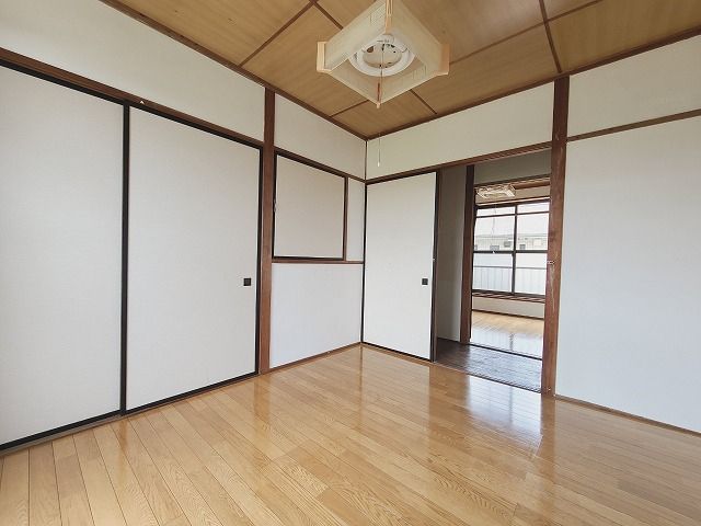 洋室