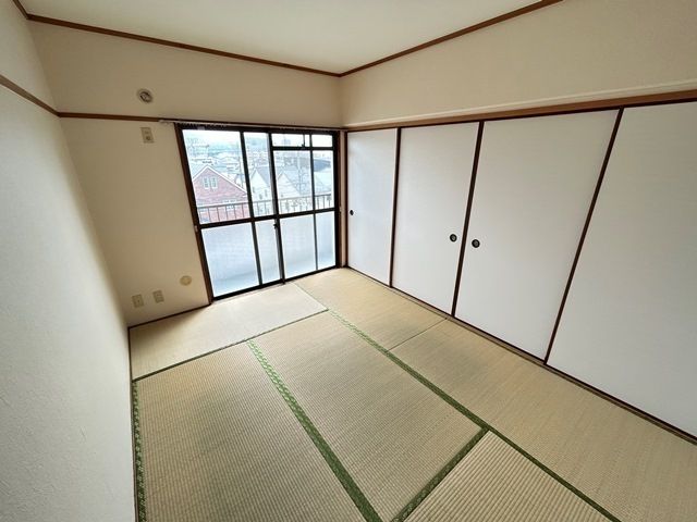 ベッドルーム