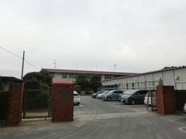 木屋瀬中学校(2800m)